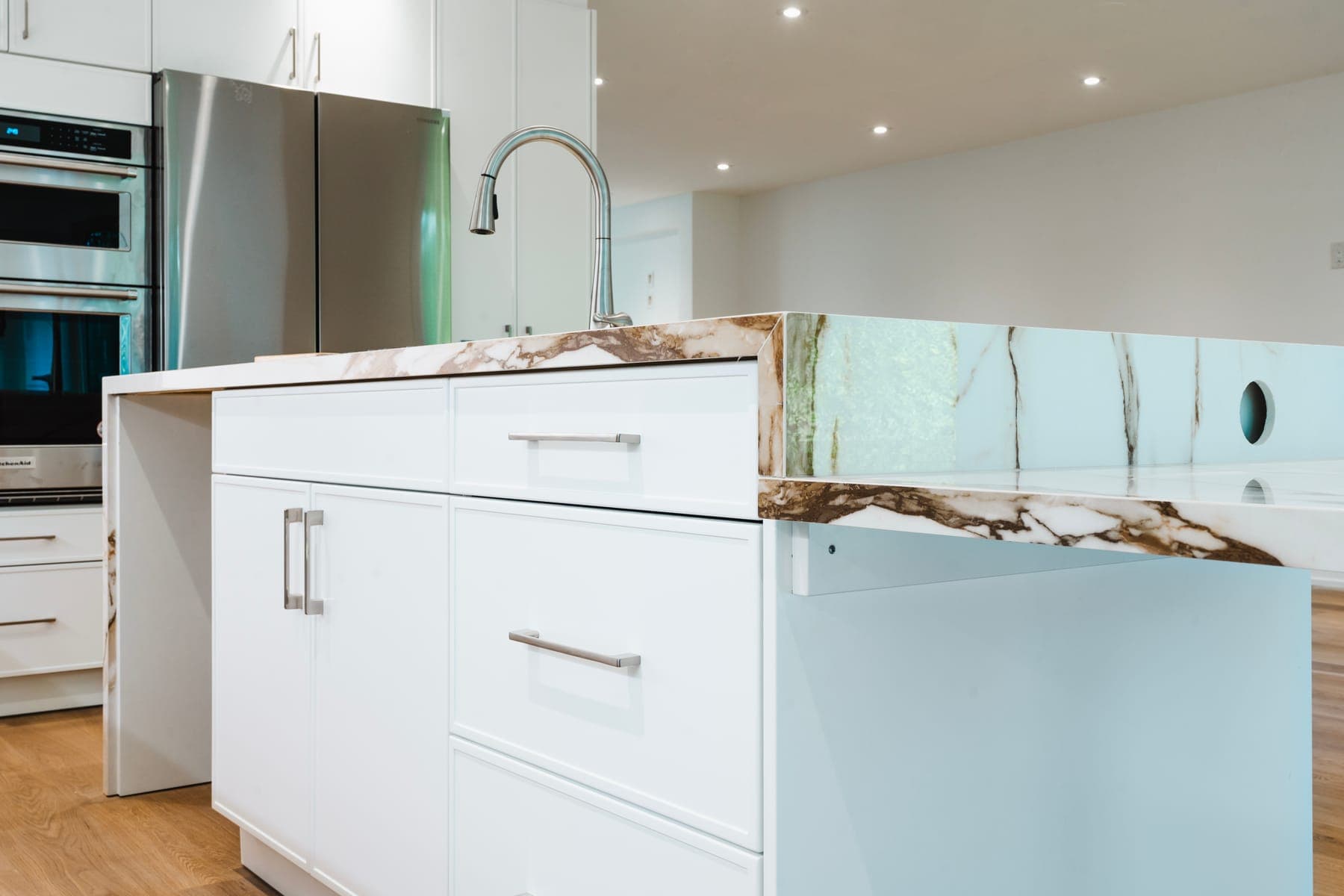 Timberline — open-concept living, Aurora